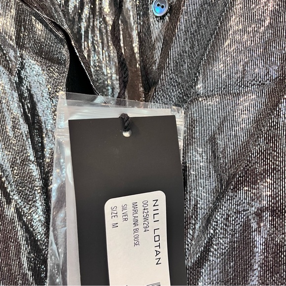 NWT - NILI LOTAN Sz Medium- Marlaina Silver Metallic Sheer Button Up Blouse - Picture 9 of 12